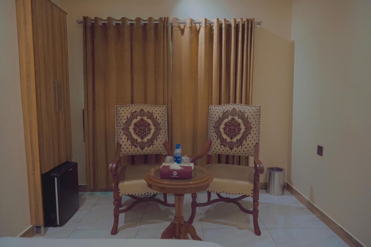 Hotel Pearl Inn Karachi Exterior foto