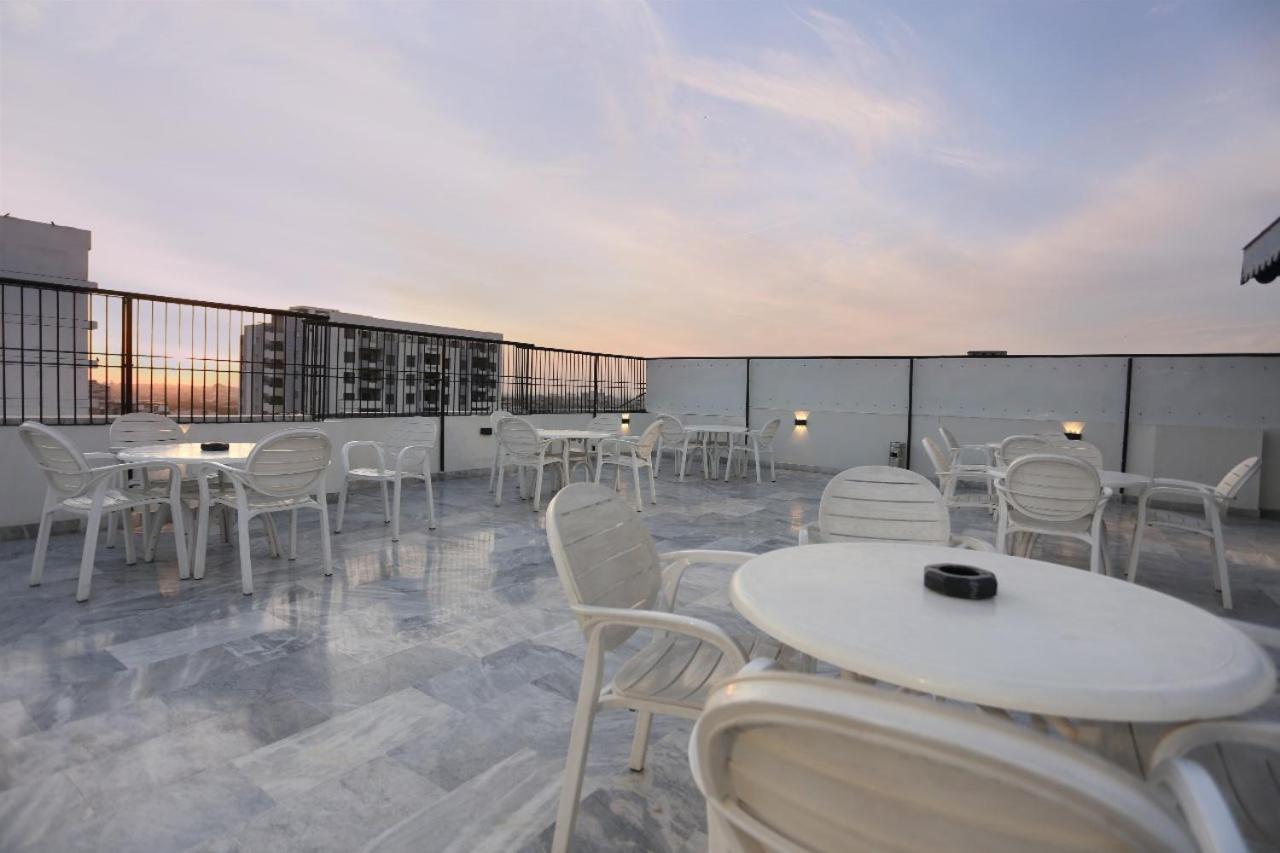 Hotel Pearl Inn Karachi Exterior foto